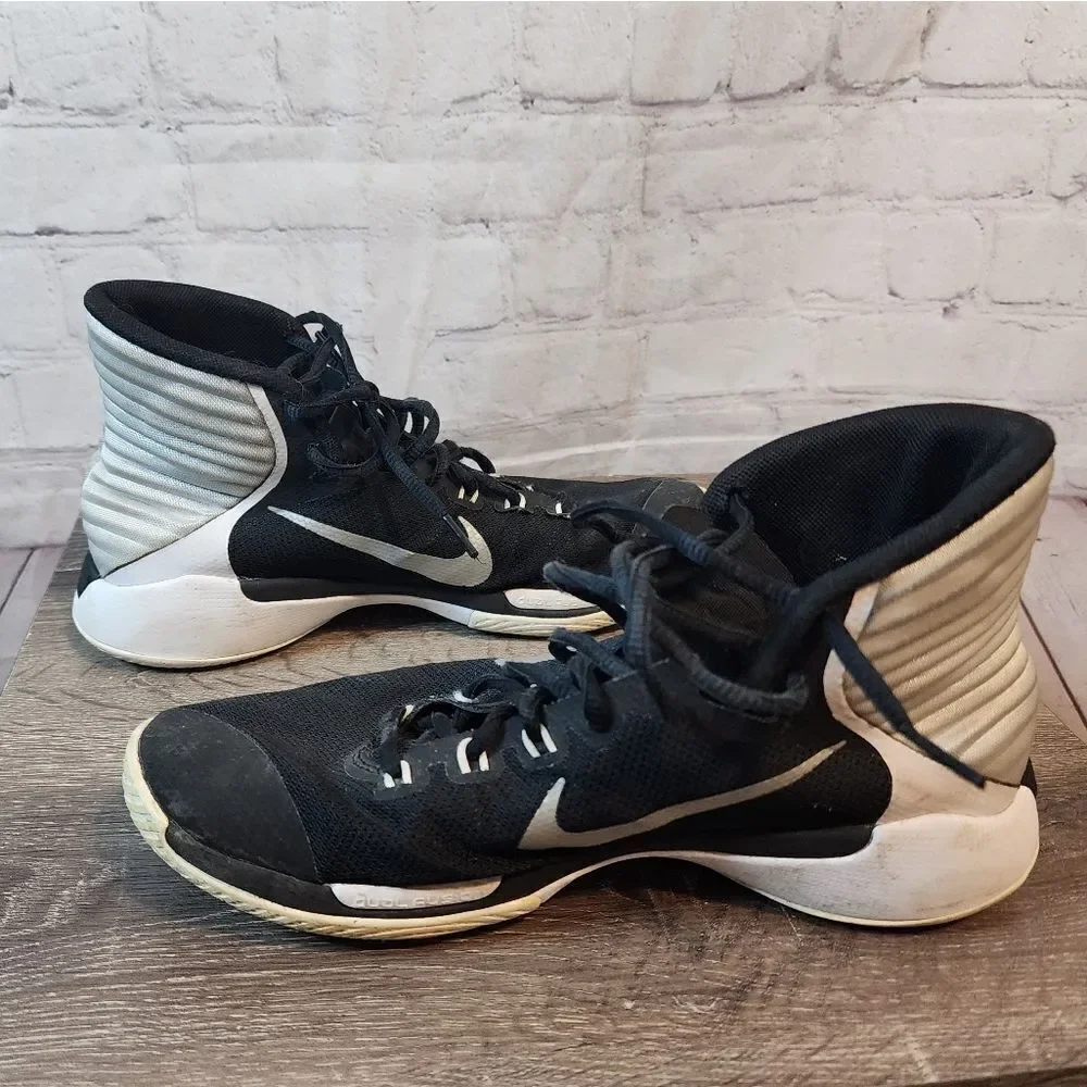 Men's Nike Prime Hype DF (2016) high top basketball shoes, size 8
